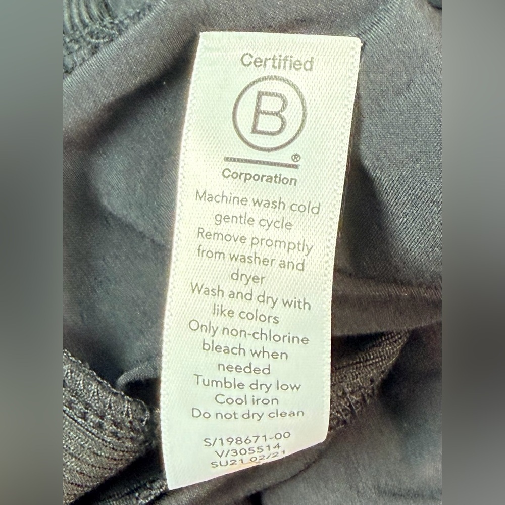 Athleta Brooklyn Mid Rise Ankle Pant in Black Size 2 - Picture 9 of 13